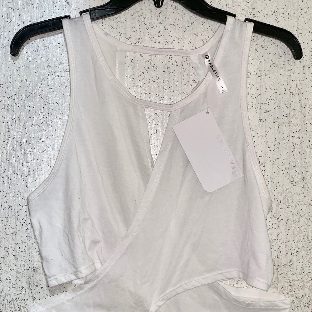 Cut Out Workout Tank- Fabletics
